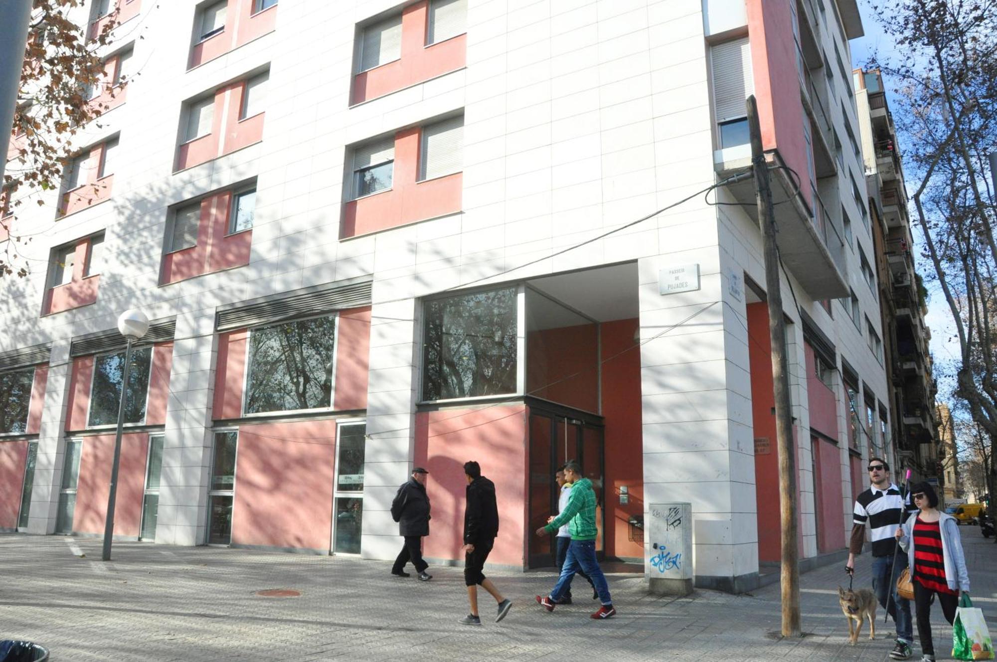 城堡莱森登西亚大学旅舍 巴塞罗那 外观 照片